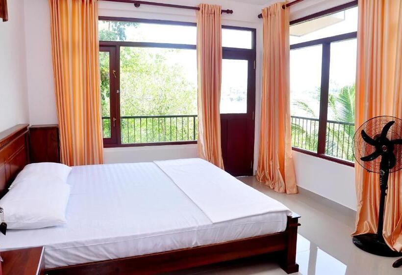 اتاق استاندارد, Little Swan Guest House