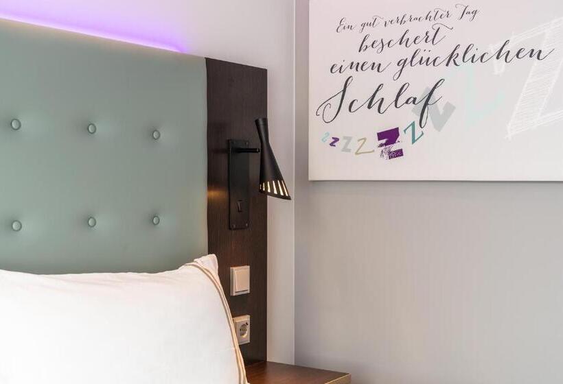 اتاق استاندارد, Premier Inn Heidelberg City Bahnstadt
