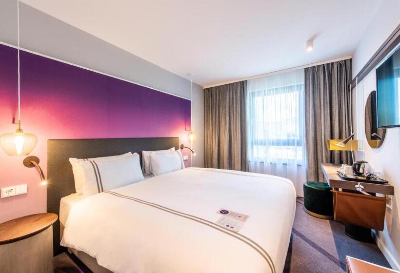 اتاق استاندارد برای معلولان, Premier Inn Heidelberg City Bahnstadt