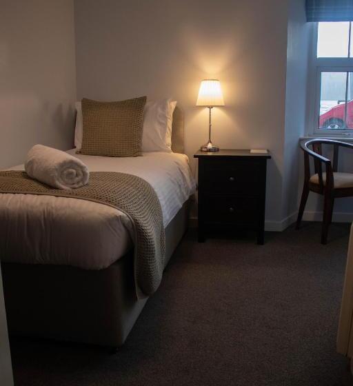 اتاق اساندارد با چشم‌انداز جانبی به دریا, The Rosedale Hotel & Restaurant