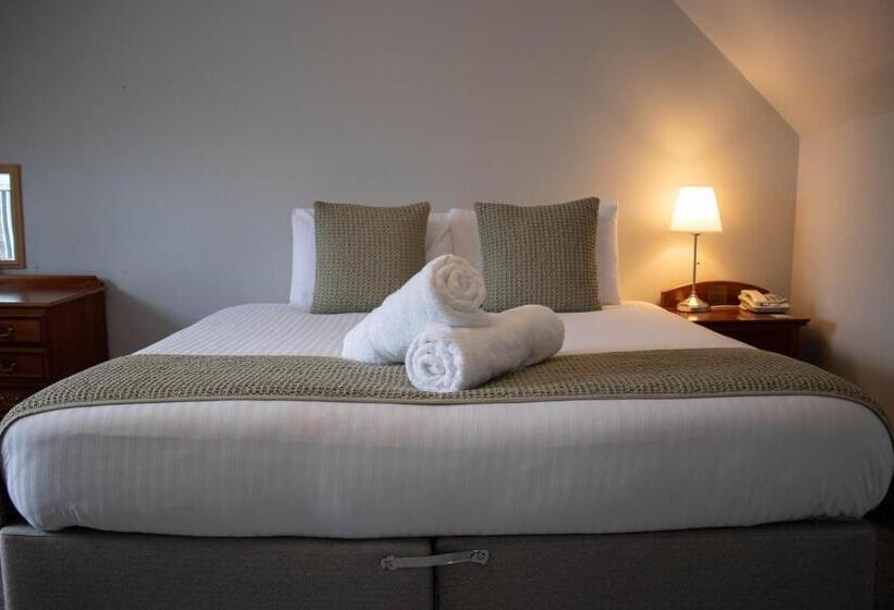 اتاق استاندارد با چشم‌انداز دریا, The Rosedale Hotel & Restaurant