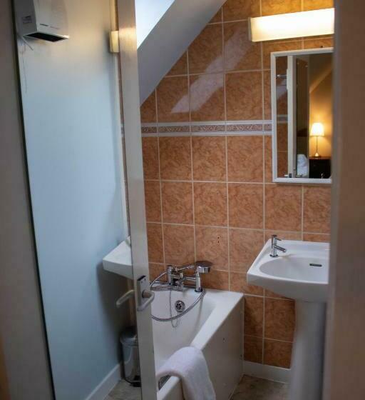 اتاق استاندارد با چشم‌انداز دریا, The Rosedale Hotel & Restaurant