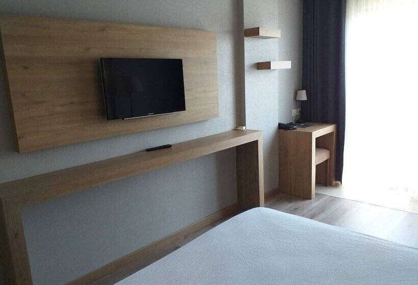 标准单人间, Nehi̇r Hotel Keşan
