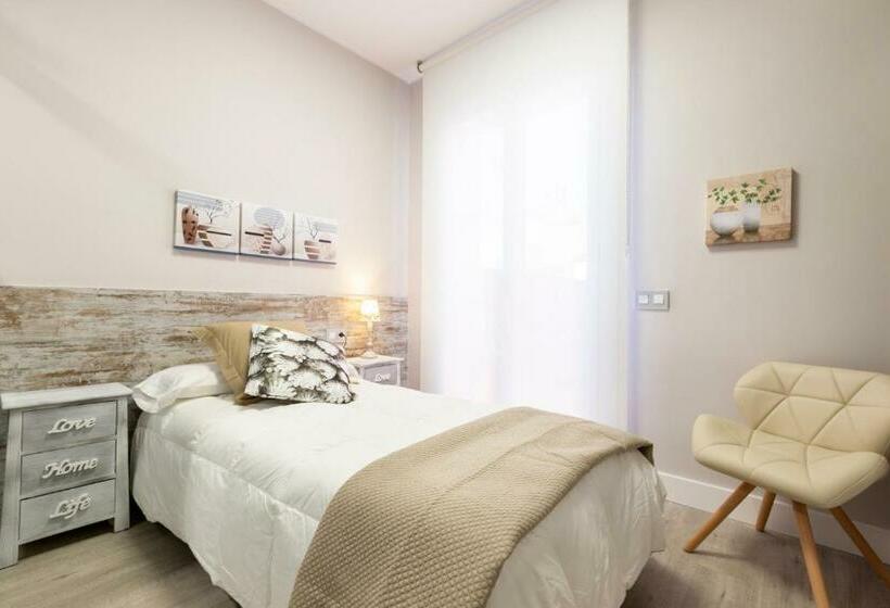 اتاق لوکس یک تخته, Urban Sabadell