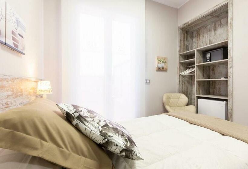اتاق لوکس یک تخته, Urban Sabadell