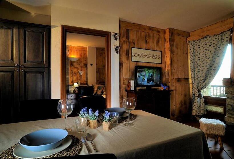 سوییت جونیور, Aparthotel Foyer D Antan Suite Con Caminetto Hammam O Vasca Idromassaggio