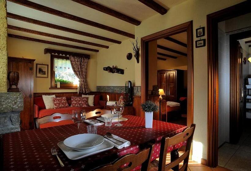 سوییت لوکس, Aparthotel Foyer D Antan Suite Con Caminetto Hammam O Vasca Idromassaggio