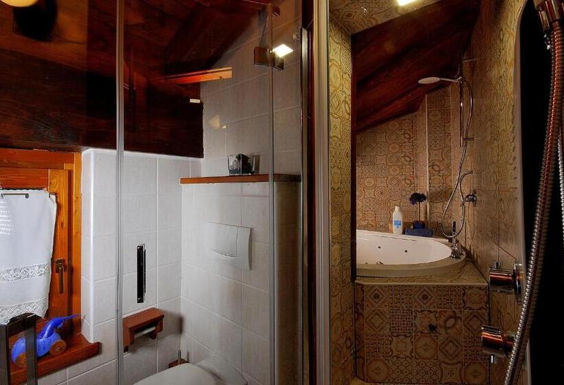 سوییت لوکس, Aparthotel Foyer D Antan Suite Con Caminetto Hammam O Vasca Idromassaggio