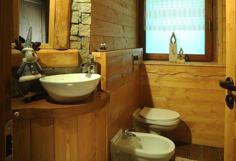 سوئیت با تخت بزرگ, Aparthotel Foyer D Antan Suite Con Caminetto Hammam O Vasca Idromassaggio