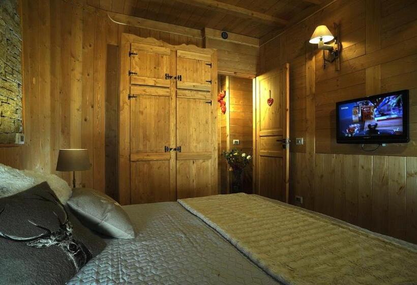 سوئیت با تخت بزرگ, Aparthotel Foyer D Antan Suite Con Caminetto Hammam O Vasca Idromassaggio