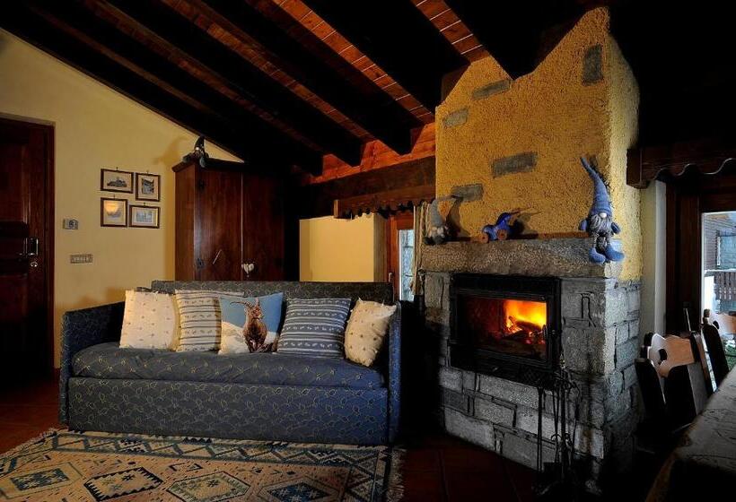 سوییت لوکس, Aparthotel Foyer D Antan Suite Con Caminetto Hammam O Vasca Idromassaggio