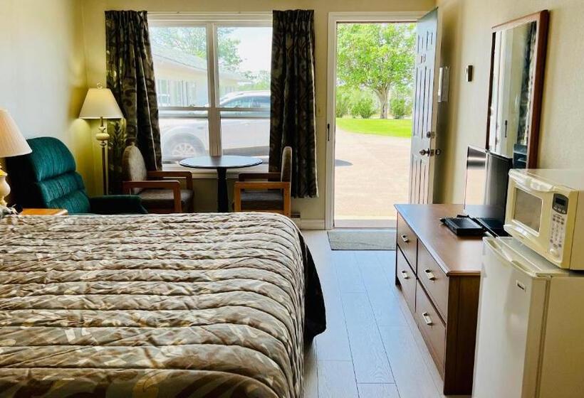 اتاق لوکس با تخت بزرگ, Anne Shirley Motel & Cottages
