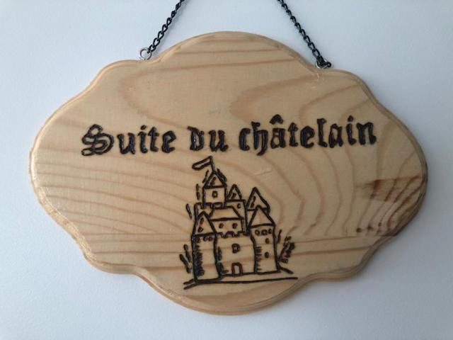 اتاق لوکس, La Maison Des Copains