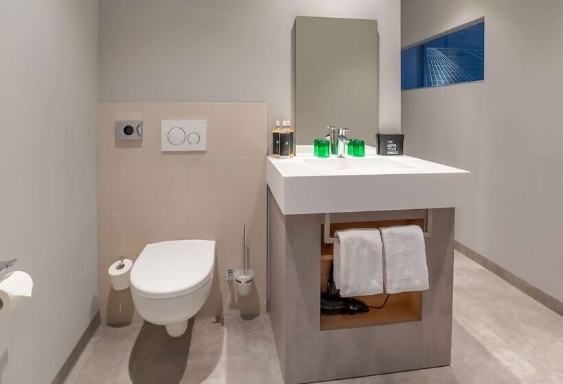 سوییت جونیور, Elaya Hotel Kevelaer