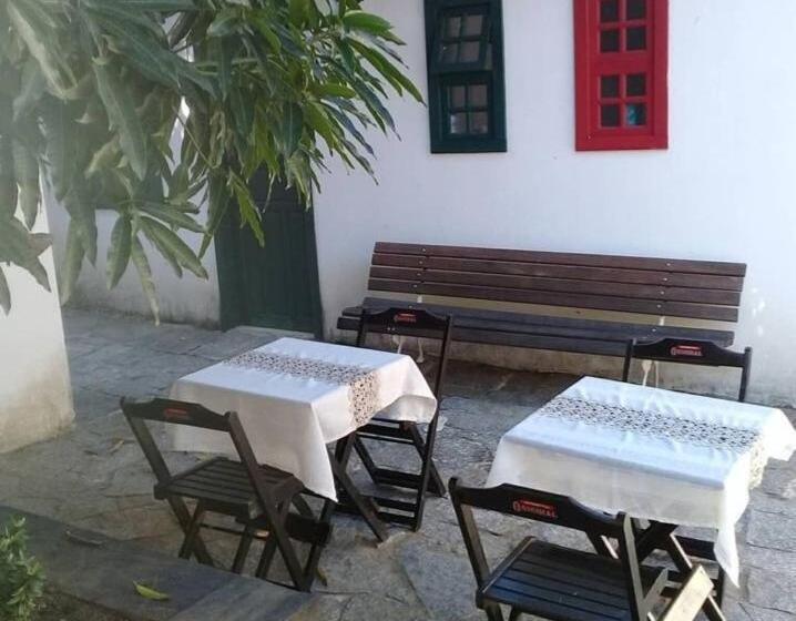اتاق کلاسیک سه تخته, Pousada Vila Sol Maior