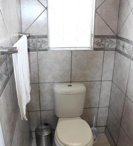اتاق اکونومی, House And Heart Guest House