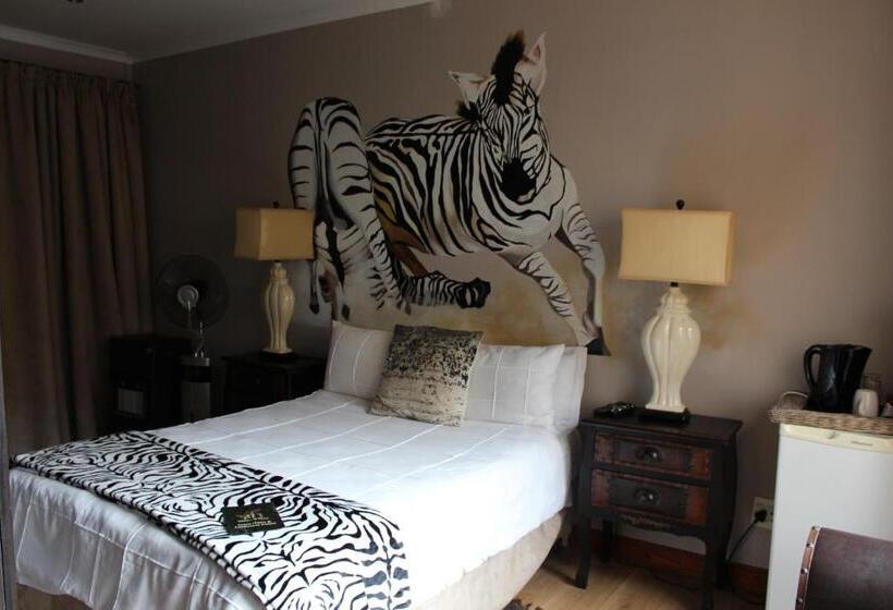اتاق استاندارد با چشم‌انداز باغ, House And Heart Guest House