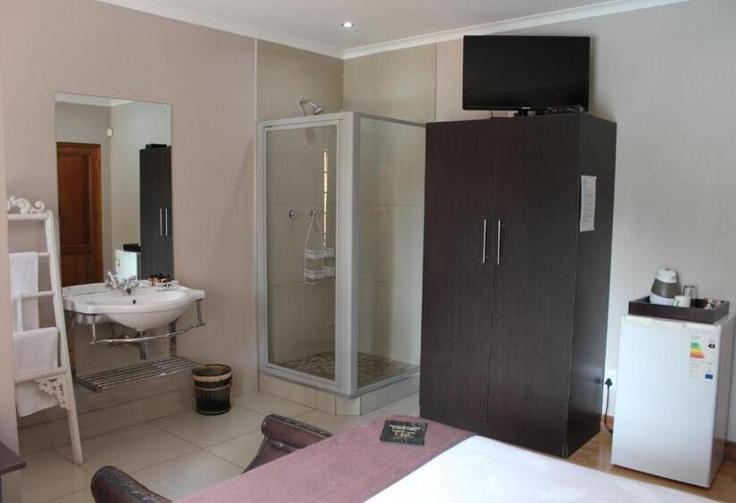 اتاق اکونومی, House And Heart Guest House