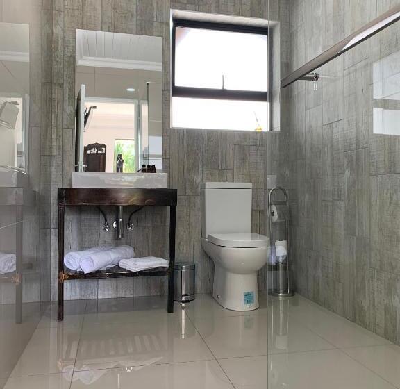 اتاق استاندارد با چشم‌انداز باغ, House And Heart Guest House