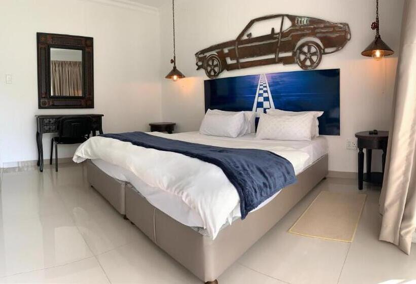 اتاق استاندارد با چشم‌انداز باغ, House And Heart Guest House