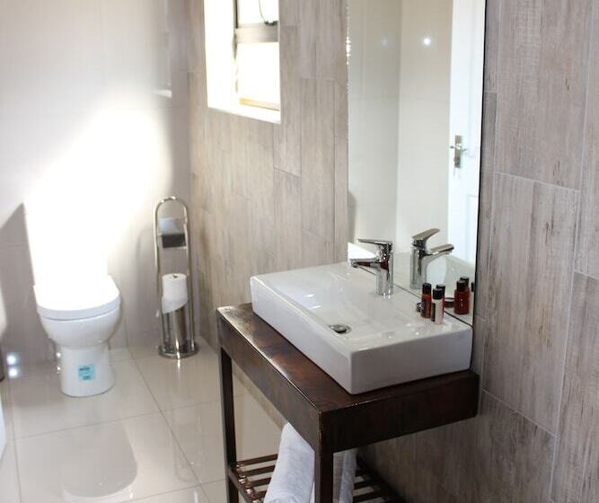 اتاق استاندارد, House And Heart Guest House