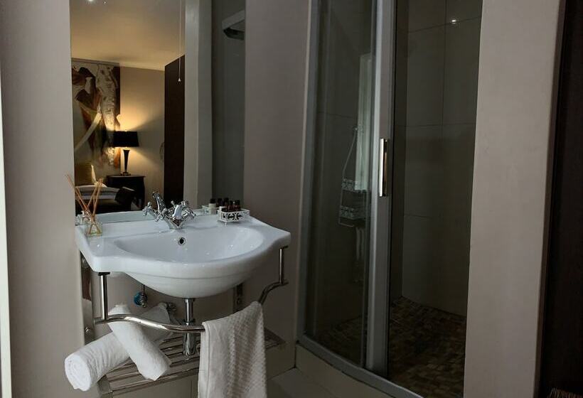 اتاق استاندارد, House And Heart Guest House
