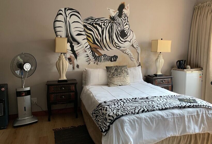 اتاق اکونومی, House And Heart Guest House