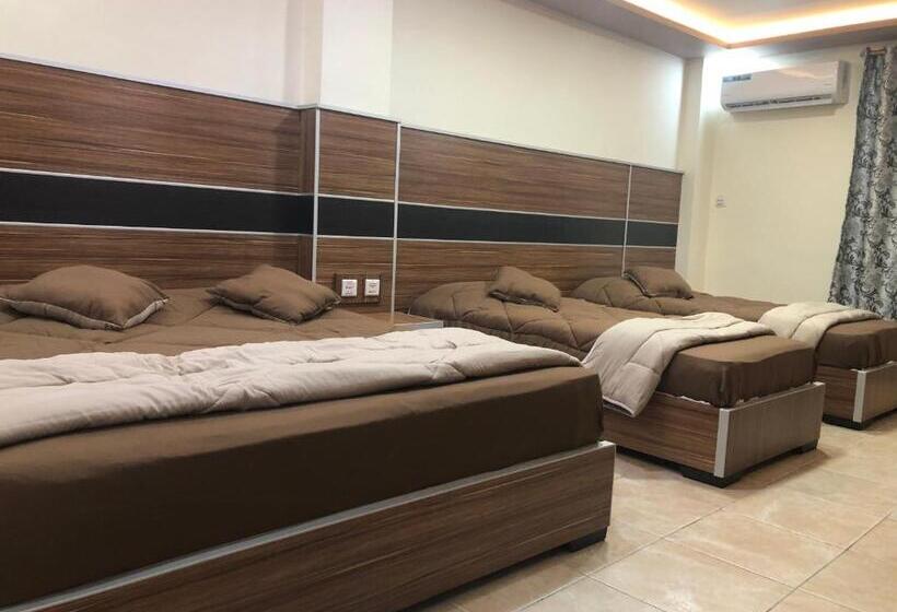 اتاق استاندارد چهار تخته, Al Deyafa