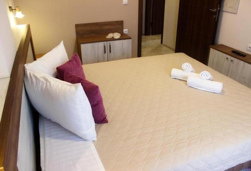 آپارتمان 1 خوابه, Boulevard Apartments