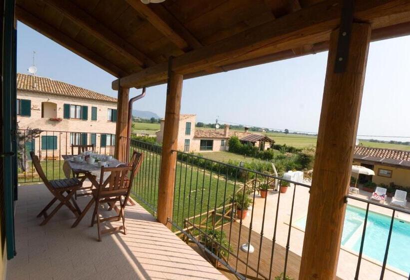 آپارتمان 2 خوابه, Casale Del Conero