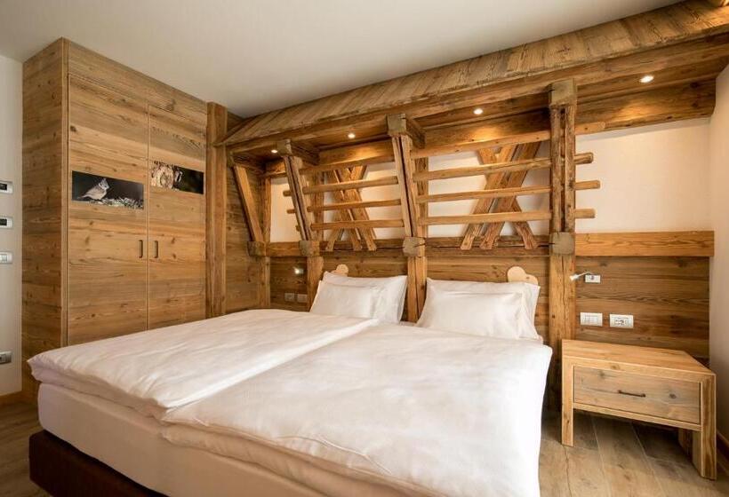 Standard Triple Room with Terrace, Agriturismo Malga Piè