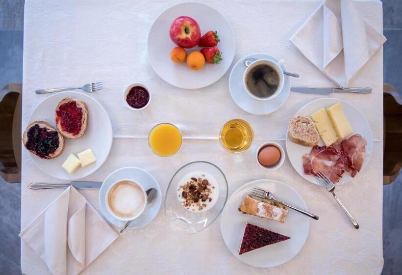 اتاق خانوادگی, Agriturismo Malga Piè