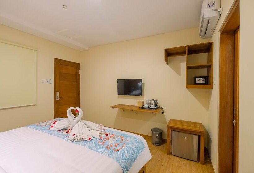 اتاق خانوادگی, Caroline Guest House