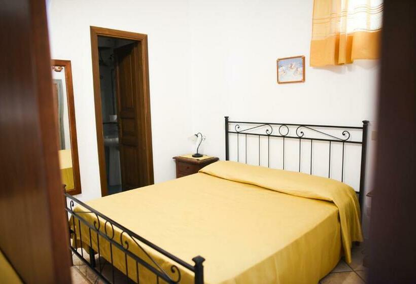 استودیوی استاندارد, Residence Marina Corta