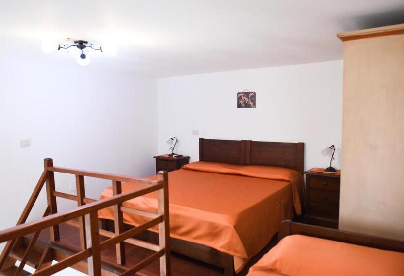 استودیوی استاندارد, Residence Marina Corta