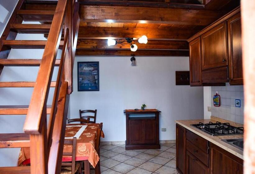 استودیوی استاندارد, Residence Marina Corta