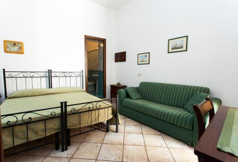 آپارتمان 1 خوابه با بالکن, Residence Marina Corta