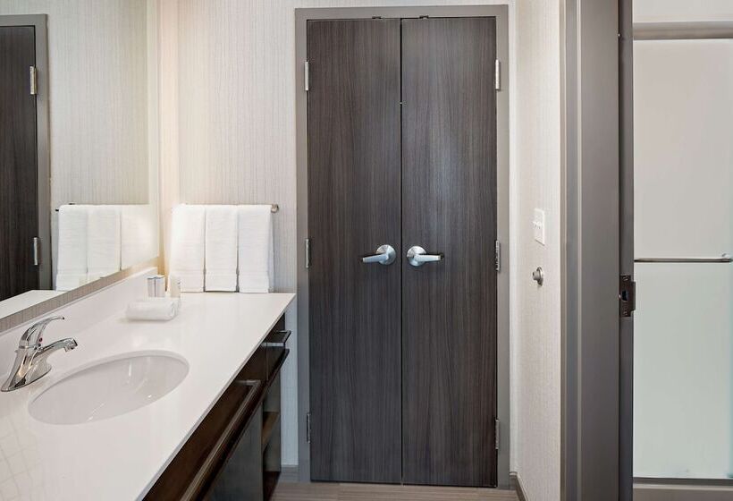سوییت, Homewood Suites By Hilton Ronkonkoma
