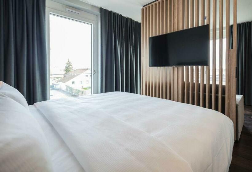 اتاق لوکس, Soller Business Hotel   Munich Airport Muc