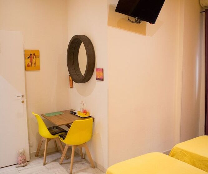 اتاق استاندارد, Lanzies Guesthouse