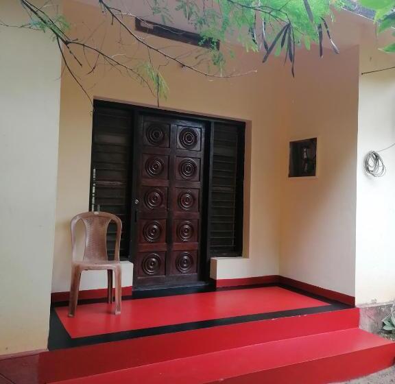 اتاق استاندارد با چشم‌انداز باغ, Sukriti Beach Resort