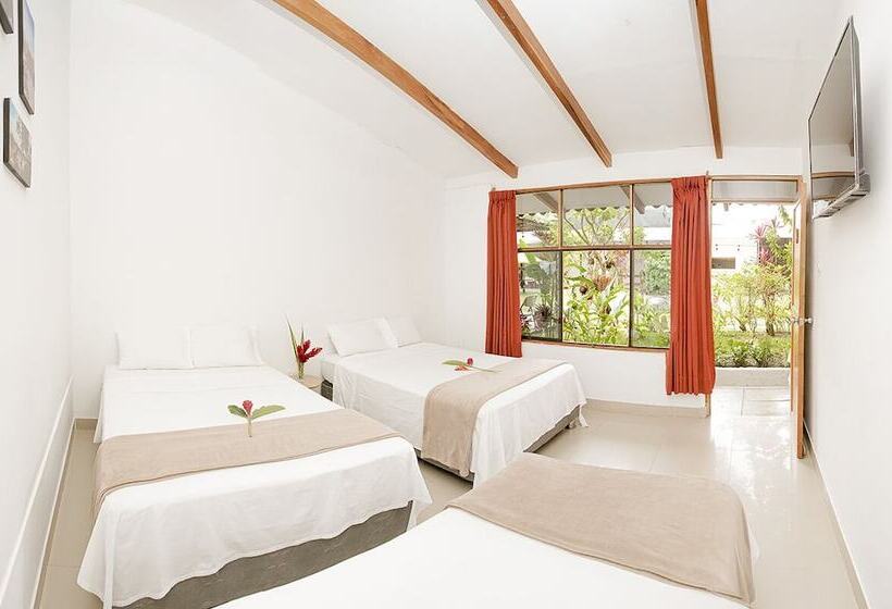 اتاق استاندارد سه نفره, Country Club Eco Casajardin