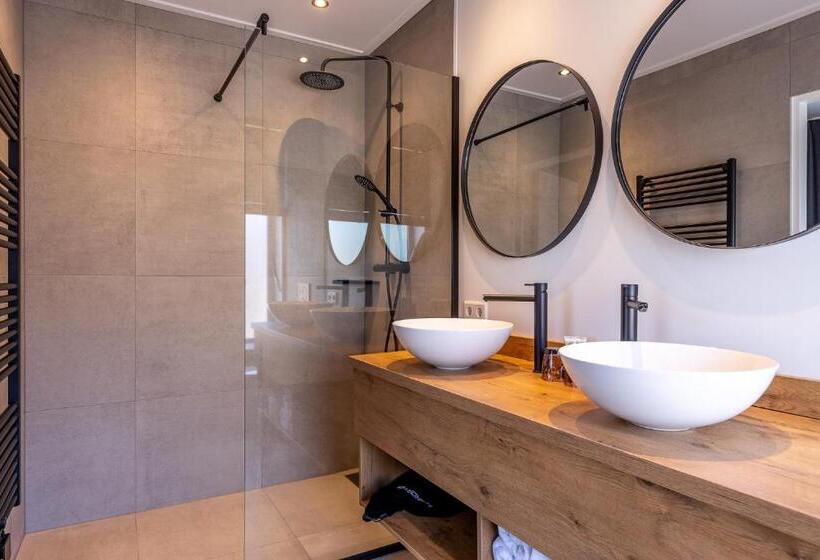 اتاق لوکس, B&b Duinhuys