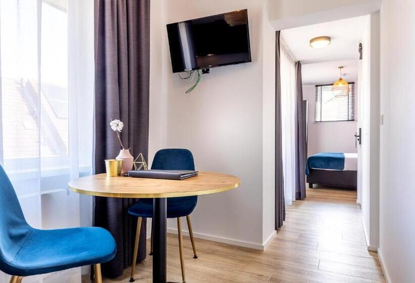 اتاق لوکس, B&b Duinhuys