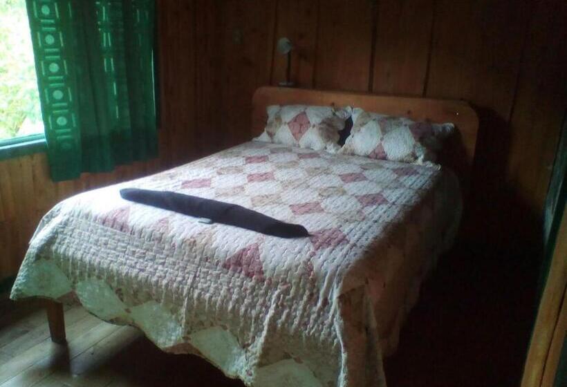 اتاق استاندارد سه تخته با بالکن, Las Cataratas Lodge