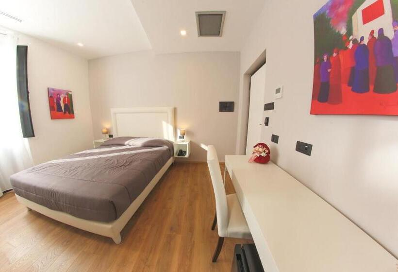 اتاق سوپریور با تخت بزرگ, Residenze Cassoli B&b Luxury Spa