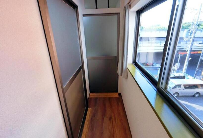 اتاق استاندارد چهار تخته, Mikawa House Osaka Castle