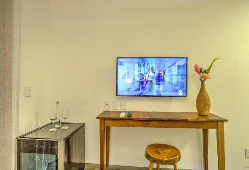 اتاق استاندارد, A Casa De Gabriella
