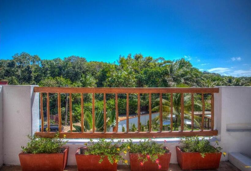 اتاق لوکس با تراس, A Casa De Gabriella