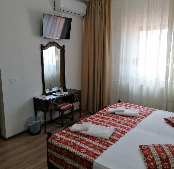 اتاق استاندارد, Hanul Hora Romaneasca